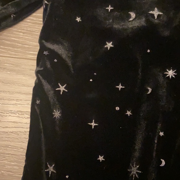 Wild fable velvety open back bodysuit. Xs - Picture 3 of 10